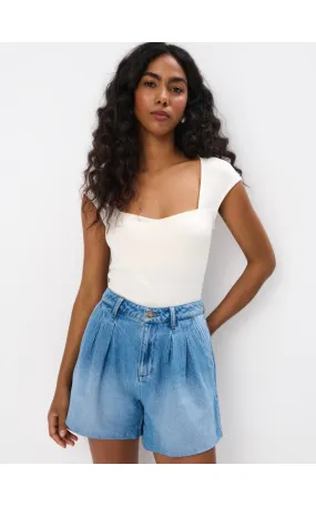 Blusa con scollo a cuore