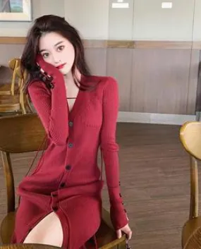 Long Sleeve Elegant Red Maxi Knit Dress Women Autumn Winter Solid Color V Neck Bodycon Sweet Long Sweater Dresses 2022
